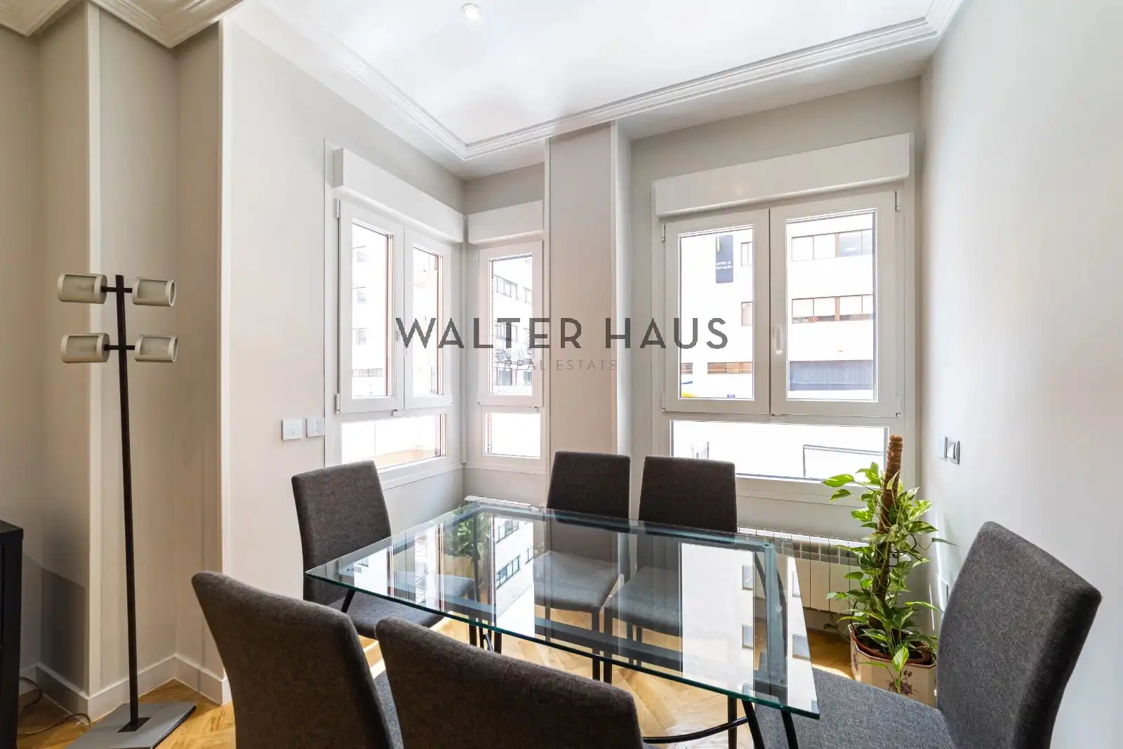 Dining room of Flat for sale in Madrid  with Air Conditioner, Heating and Storage room
