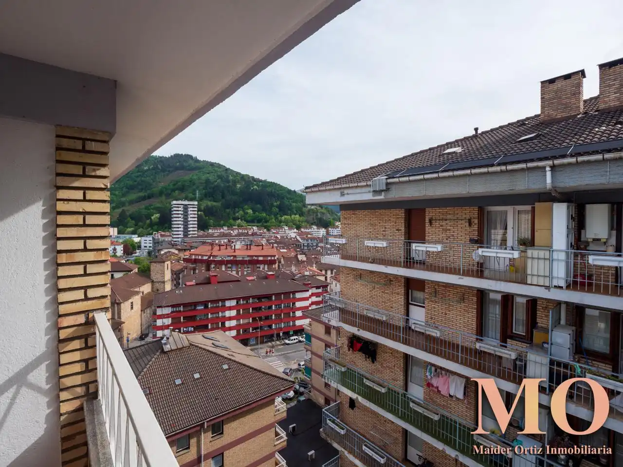 Terraza de Piso en venta en Arrasate / Mondragón con Calefacción, Terraza y Trastero