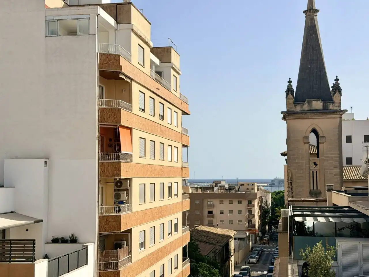 Pis amb terrassa en venda a Calle Colubí