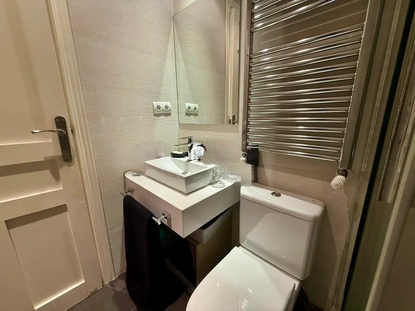 Bathroom of Duplexes for sale in Madrid  with Air Conditioner, Heating and Storage room