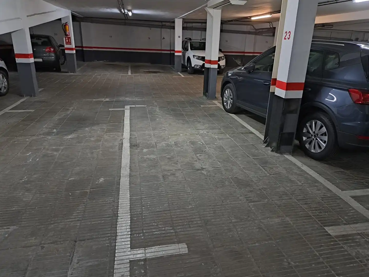Parkplatz von Garage zum Verkauf in Barcelona