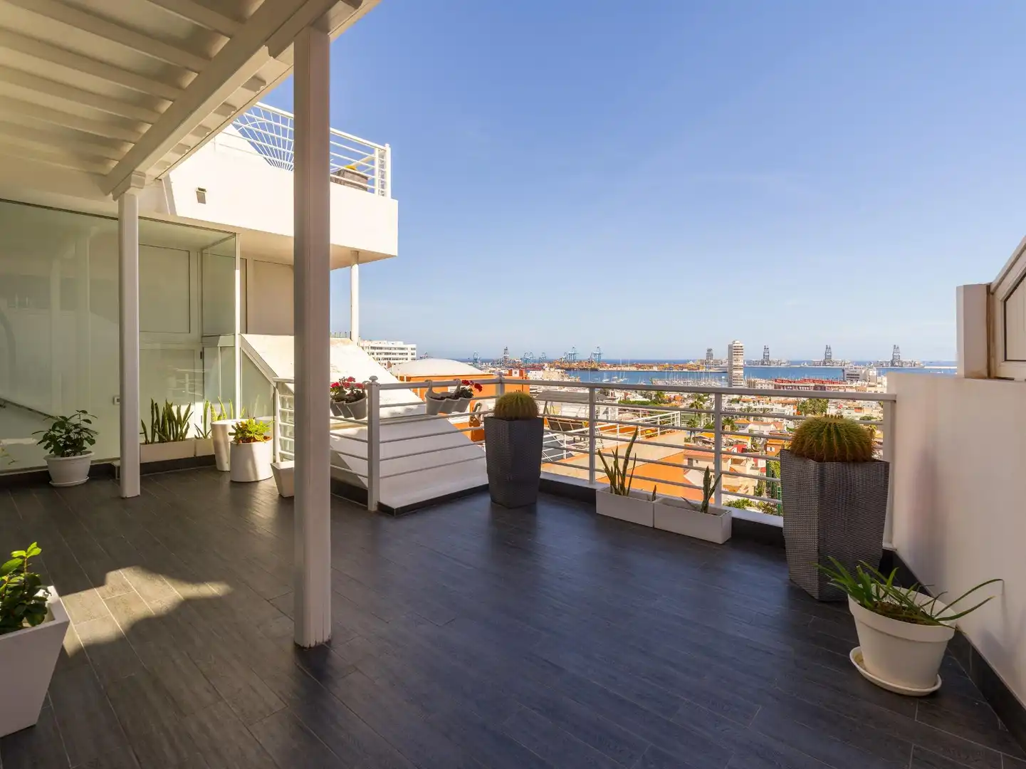 Terrassa de Casa adosada en venda en Las Palmas de Gran Canaria amb Jardí privat, Terrassa i Traster