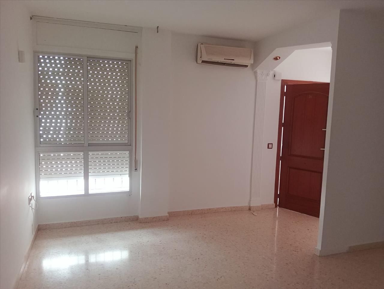 Flat for sale in Puente Genil  with Air Conditioner