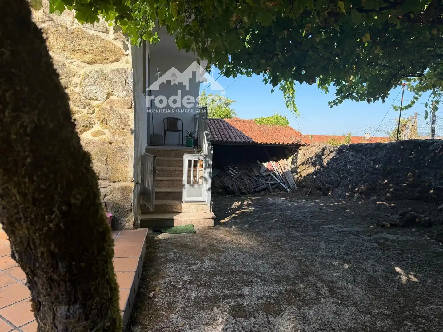 Vista exterior de Casa o chalet en venta en Covelo con Calefacción, Terraza y Piscina