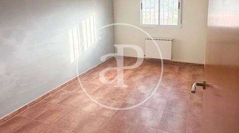 Foto 4 de Casa adosada en venda a Riba-roja de Túria, Valencia