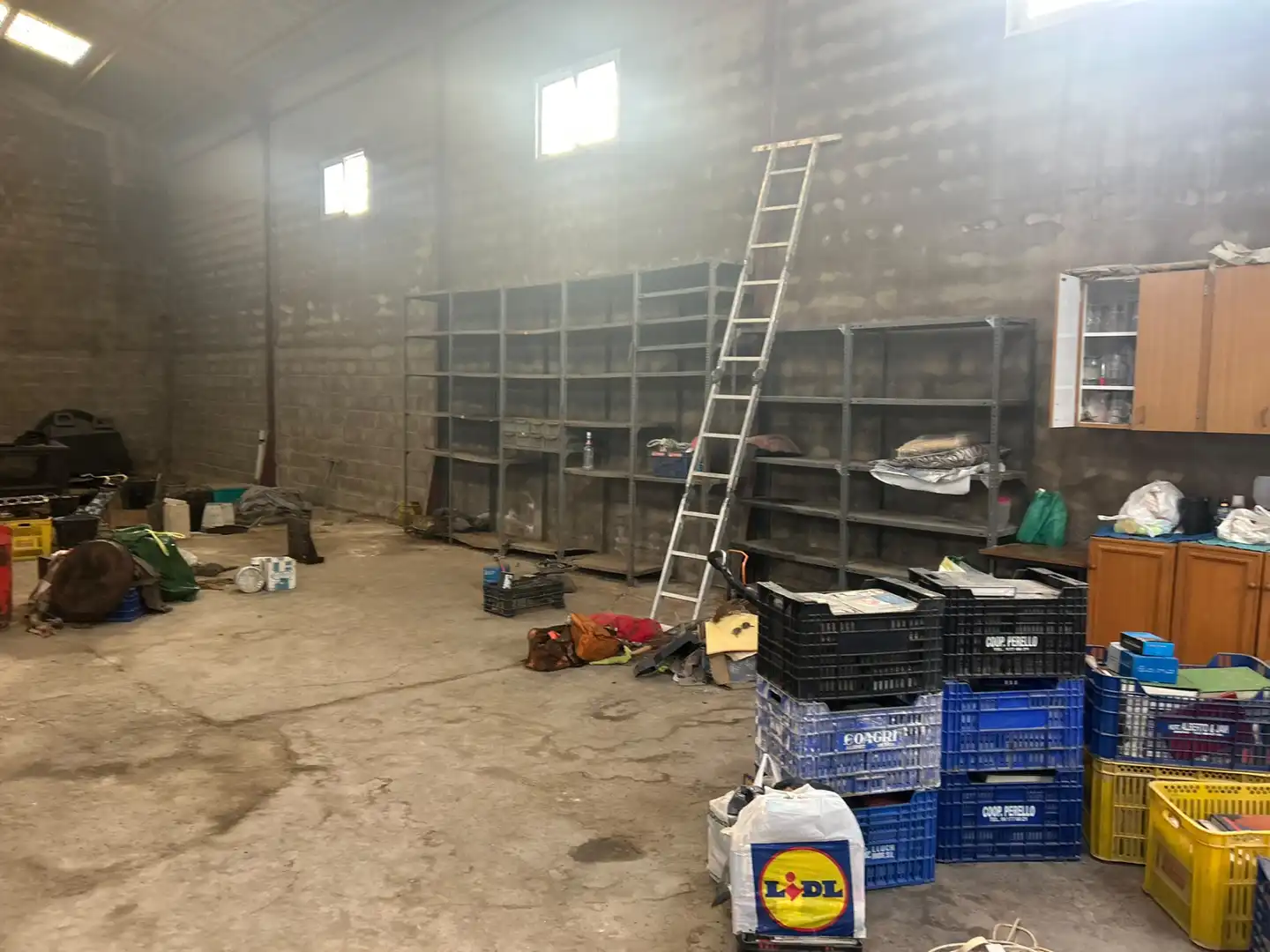 Nave industrial in vendita a Avinguda Matemàtic Marzal, imagen 3