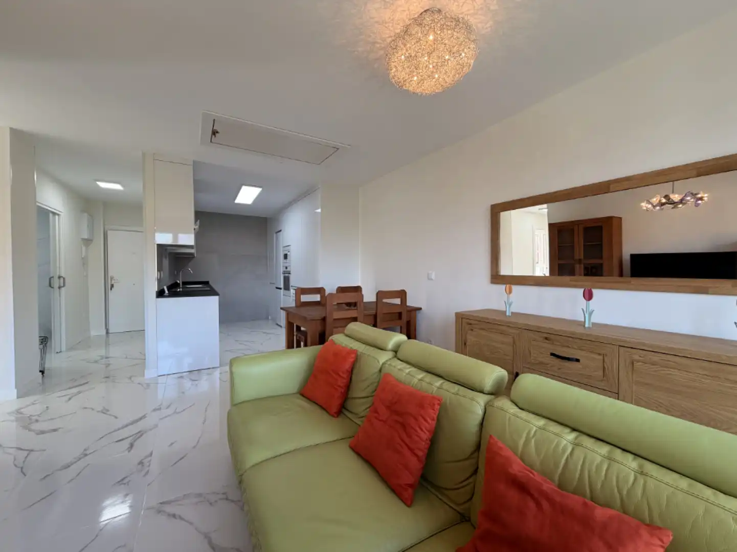 Flat for rent in Los Corrales de Buelna