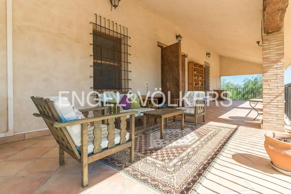 Casa amb terrassa en venda a San Miguel de Salinas, imagen 2