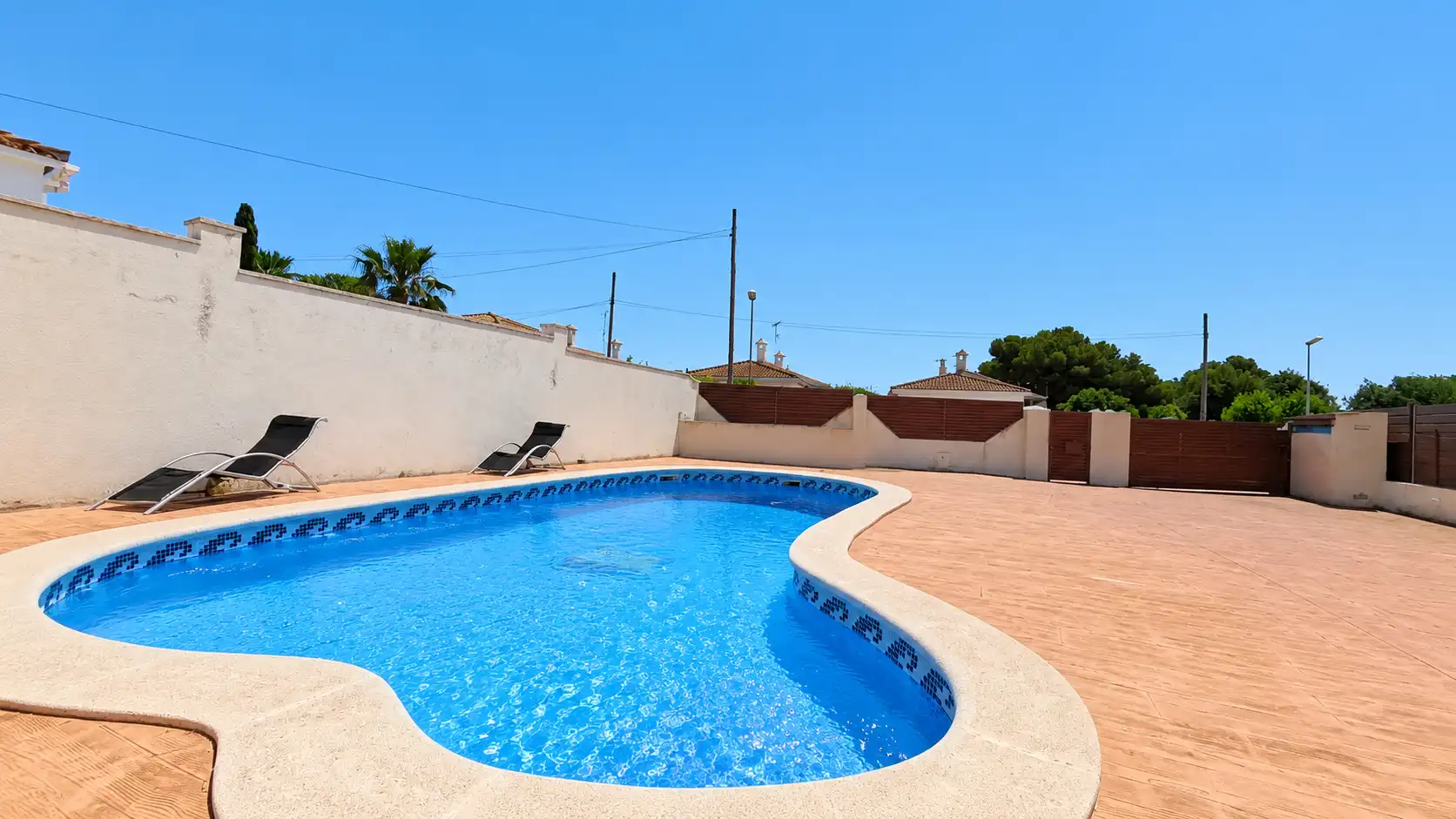 Piscina de Casa o chalet en venta en Cunit con Aire acondicionado, Calefacción y Jardín privado