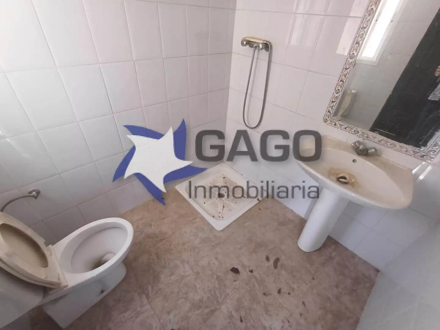 Badezimmer von Haus oder Chalet zum Verkauf in Córdoba mit Schwimmbad