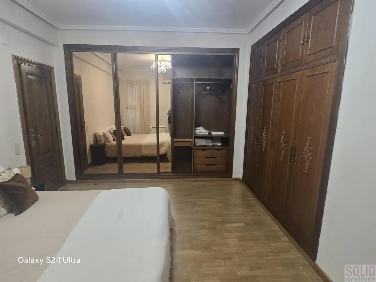 Bedroom of Flat for rent in Valencia  with Air Conditioner and Balcony