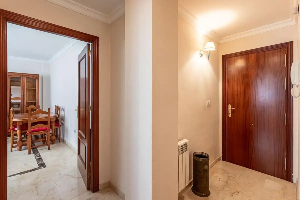Wohnung zur Miete in Granada mit Heizung und Balkon