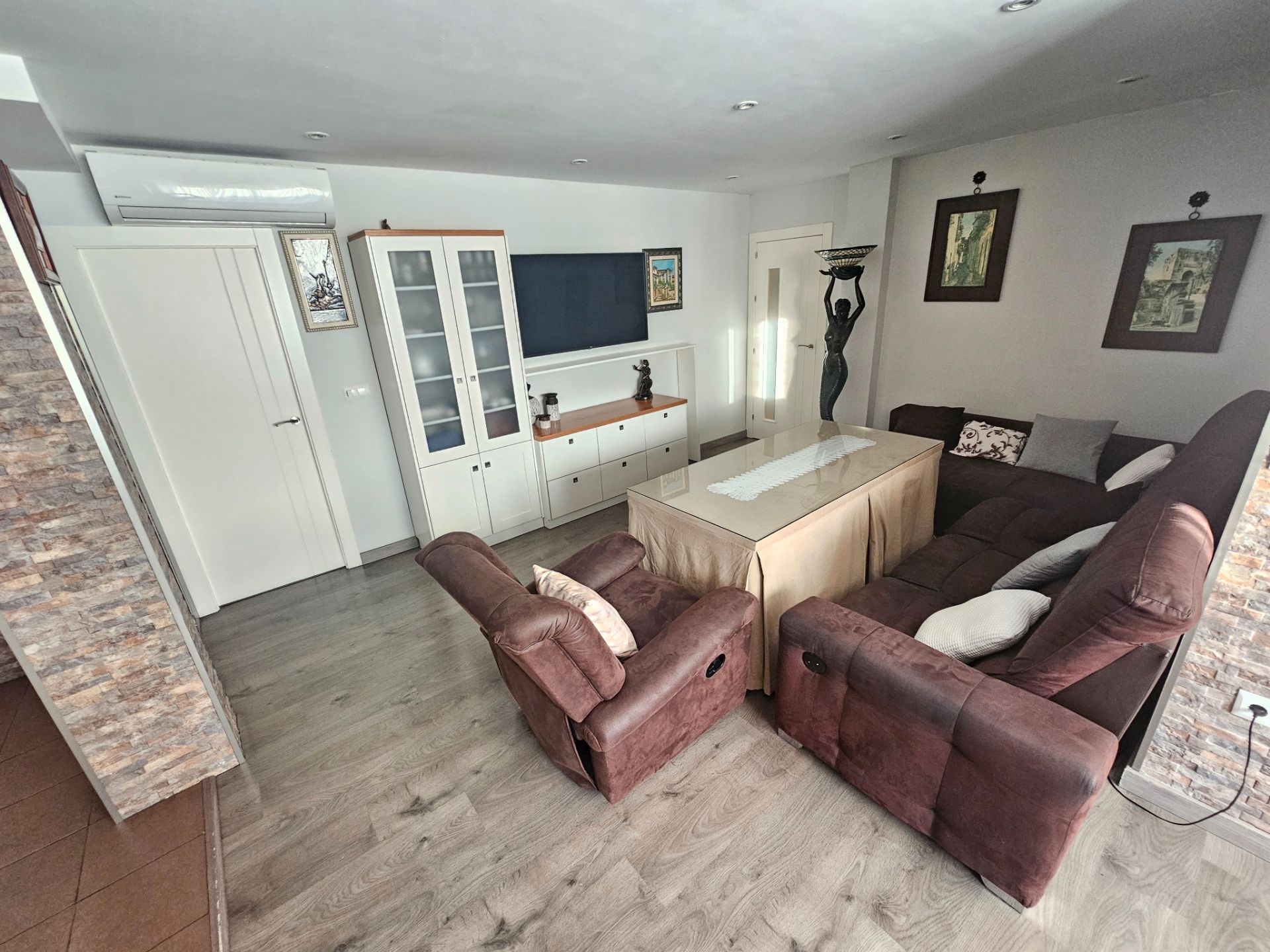 Living room of Flat for sale in Armilla  with Air Conditioner, Terrace and Furnished