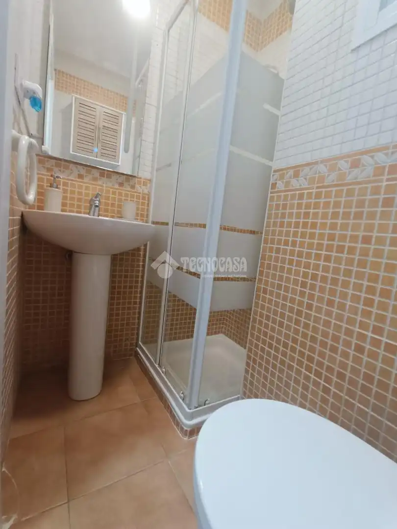 Baño de Piso en venta en Sevilla
