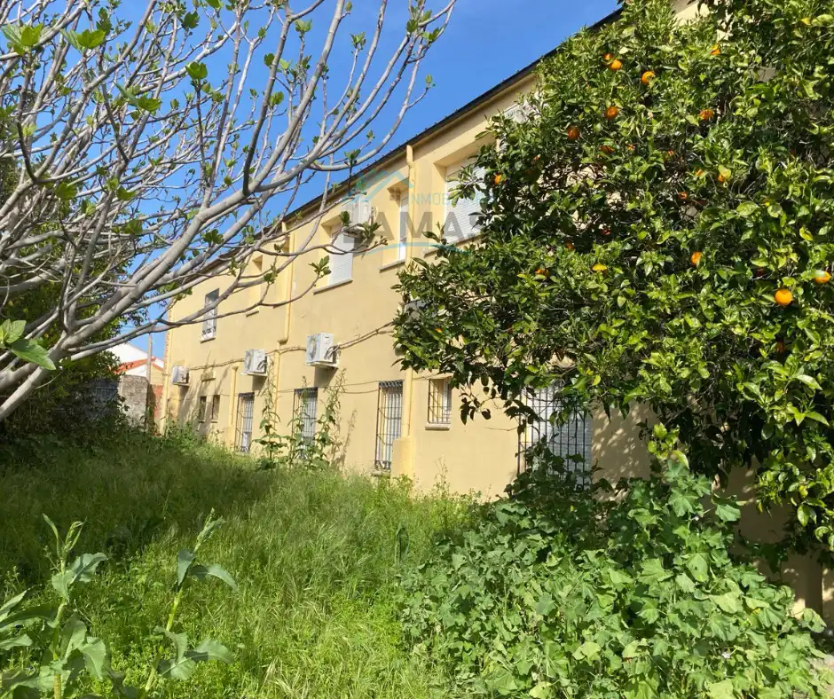 Vista exterior de Edificio en venta en Jaraicejo