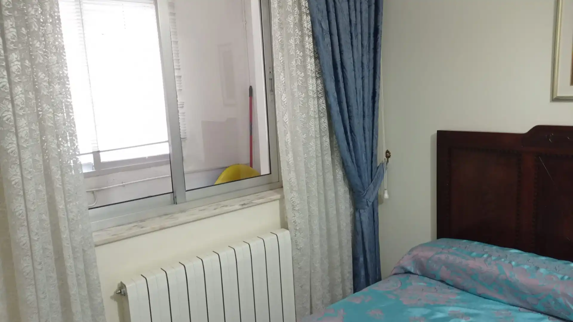 Dormitori de Pis en venda en Foz amb Calefacció, Moblat i Balcó