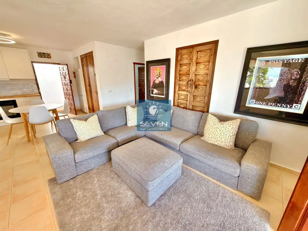 Sala de estar de Casa o chalet en venta en Almuñécar con Aire acondicionado, Calefacción y Jardín privado