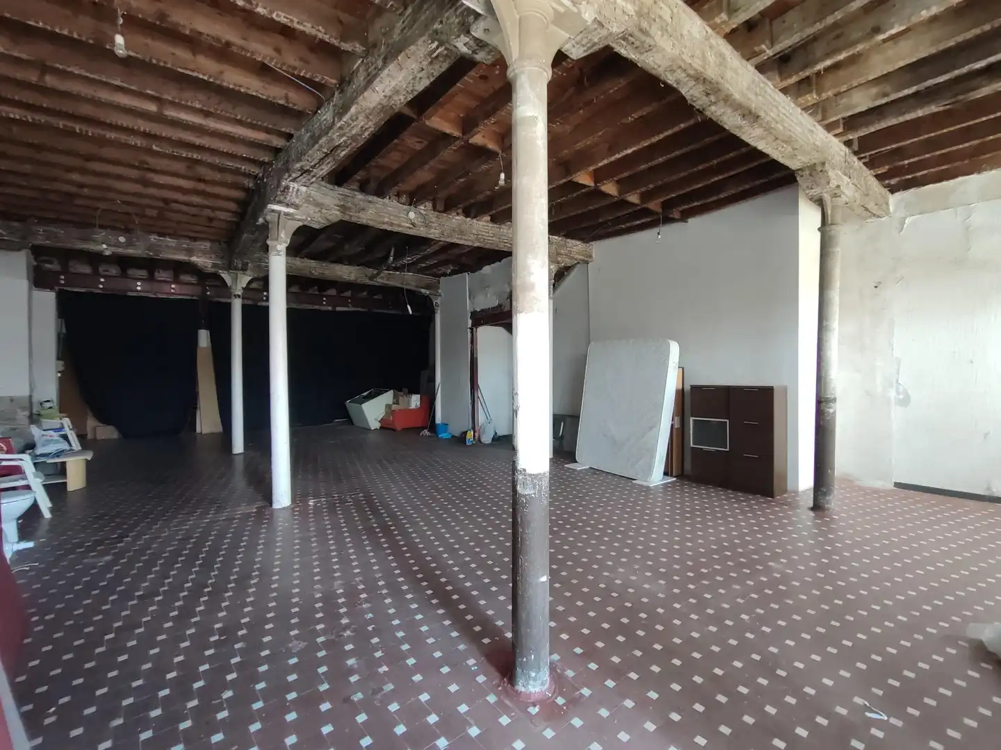 Gewerbefläche zur Miete in Calle García Salazar