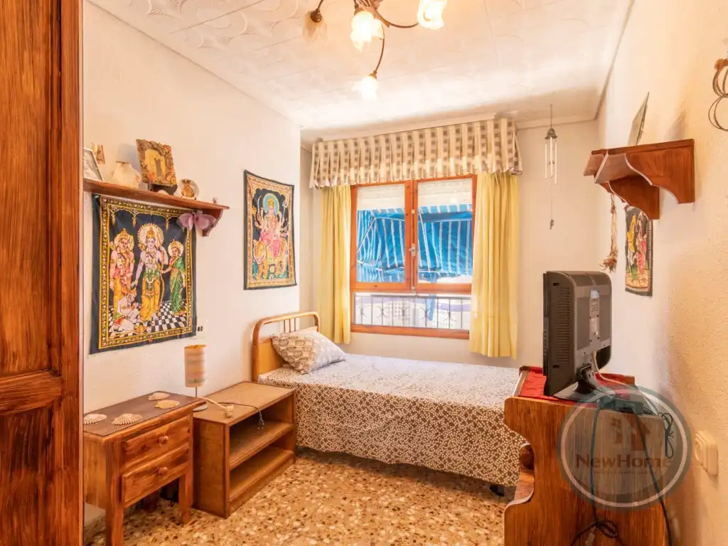 Habitación de Piso en venta en Santa Pola con Aire acondicionado y Balcón