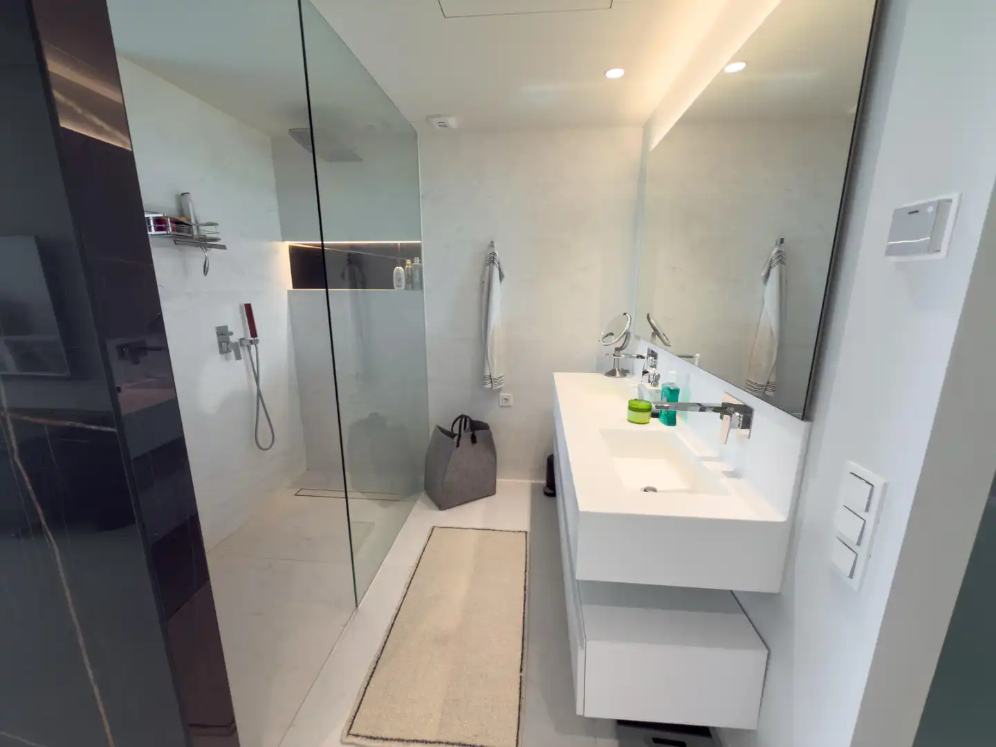 Badezimmer von Wohnung zum Verkauf in Ojén mit Klimaanlage, Terrasse und Abstellraum