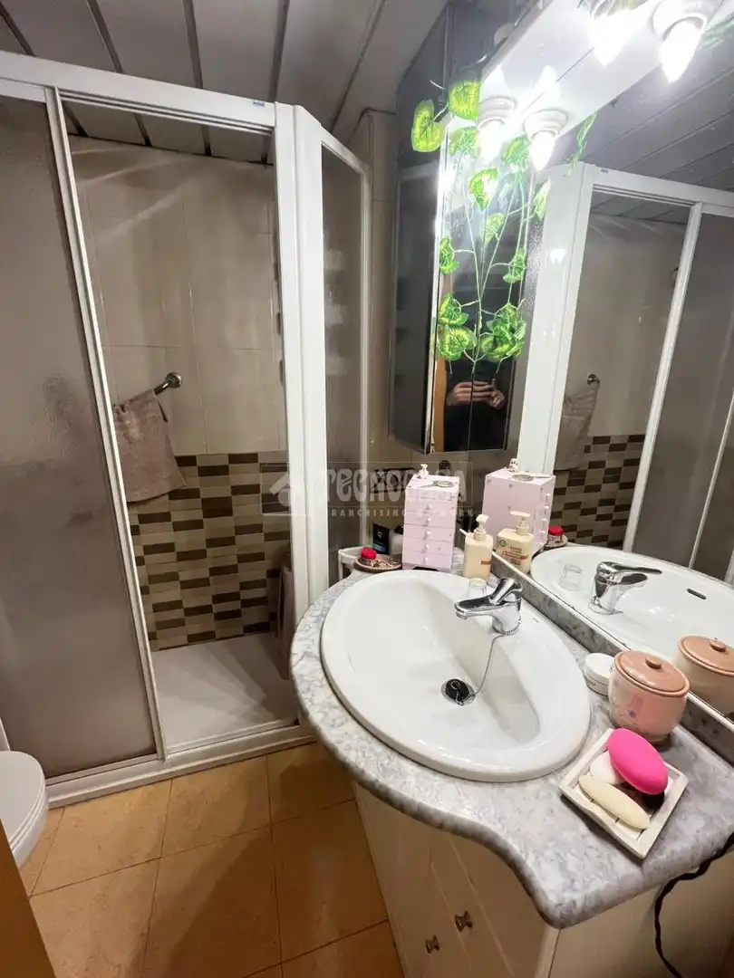 Baño de Piso en venta en Barcelona con Balcón
