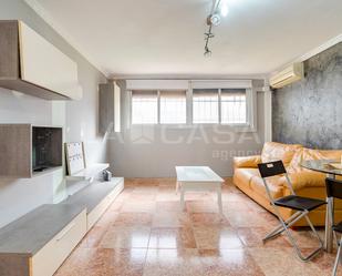 Living room of Planta baja for sale in L'Hospitalet de Llobregat