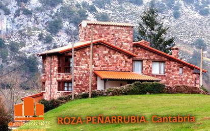 Exterior view of House or chalet for sale in Peñarrubia  with Terrace