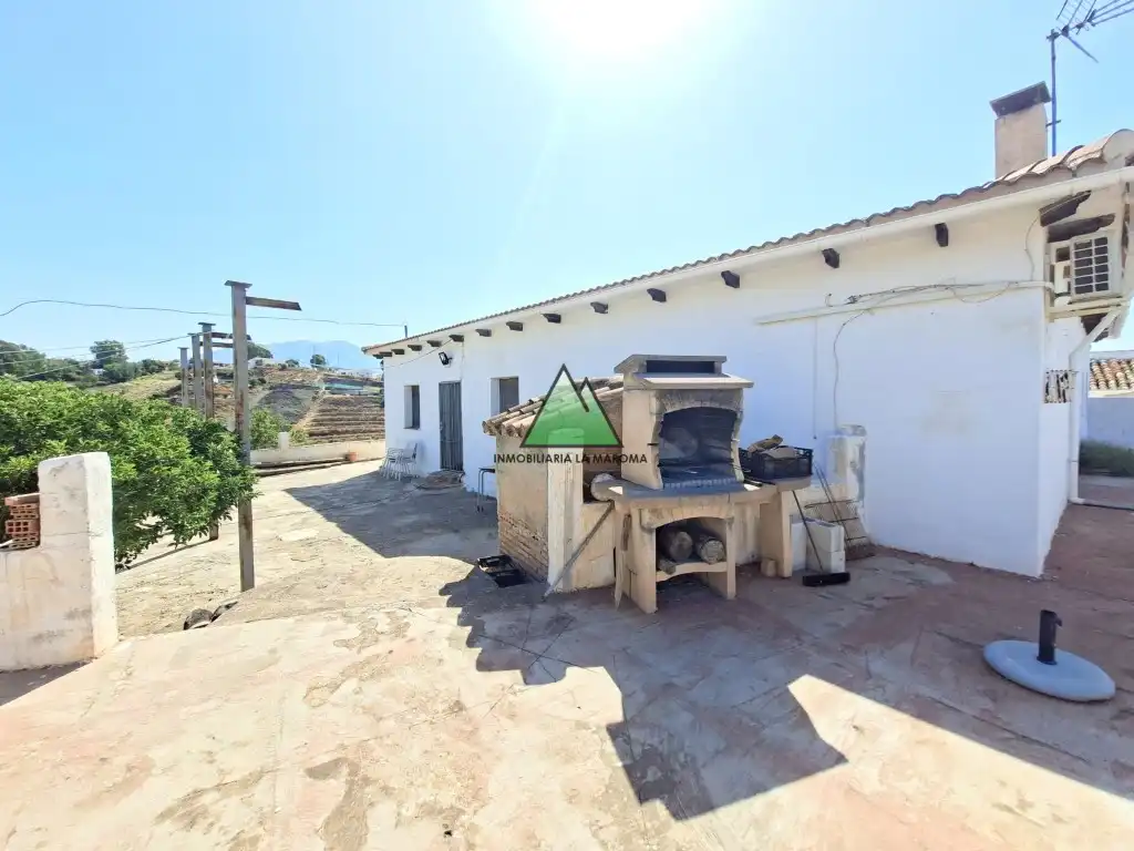 Finca rústica en venda a Carretera Almachar-Velez (Triana) (Triana-Zorrilla, Norte - Barrio del Pilar - El Reñidero