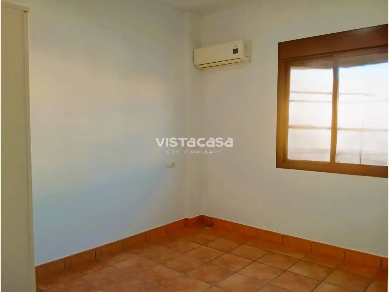 Habitación de Casa adosada de alquiler en Mairena del Alcor con Aire acondicionado, Calefacción y Terraza