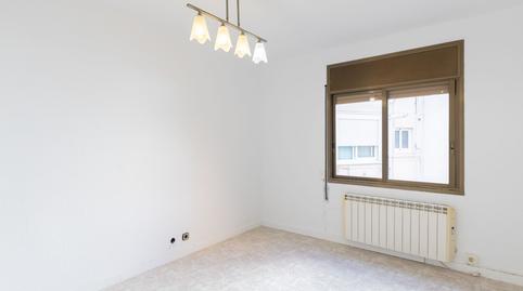 Foto 2 von Wohnung zum Verkauf in Fondo, Santa Coloma de Gramenet