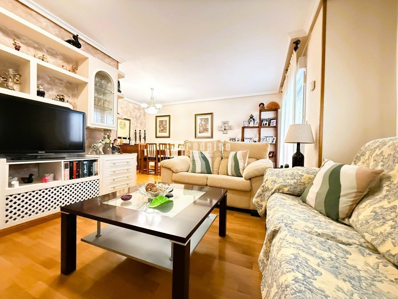 Living room of House or chalet for sale in Collado Villalba  with Heating, Parquet flooring and Terrace