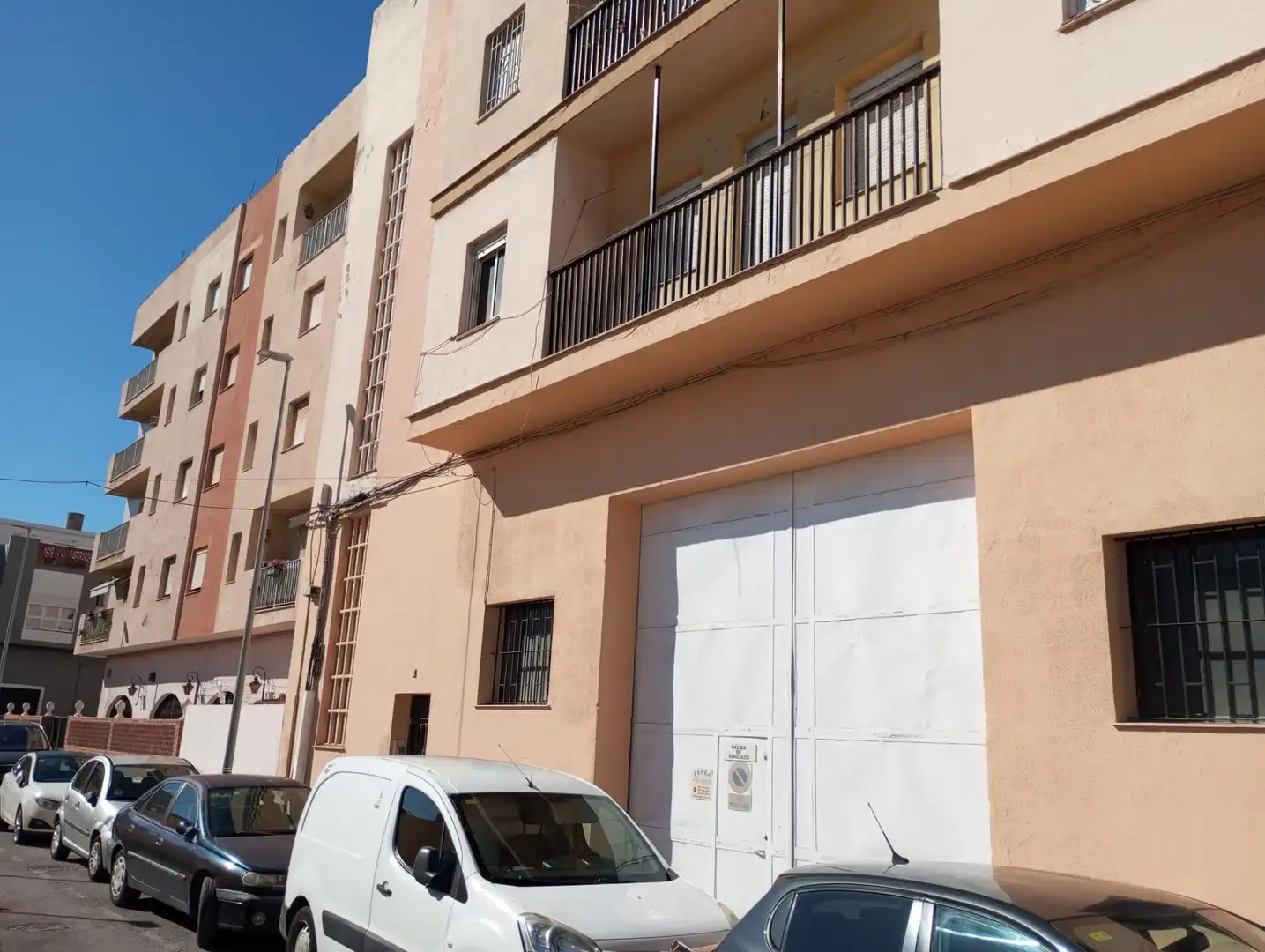 Exterior view of Flat for sale in Algeciras  with Terrace and Balcony