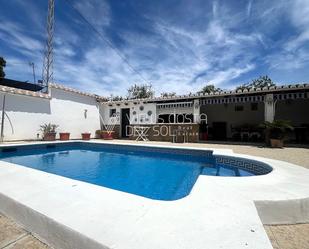 Piscina de Casa o xalet en venda en Vélez-Málaga amb Aire condicionat, Calefacció i Terrassa