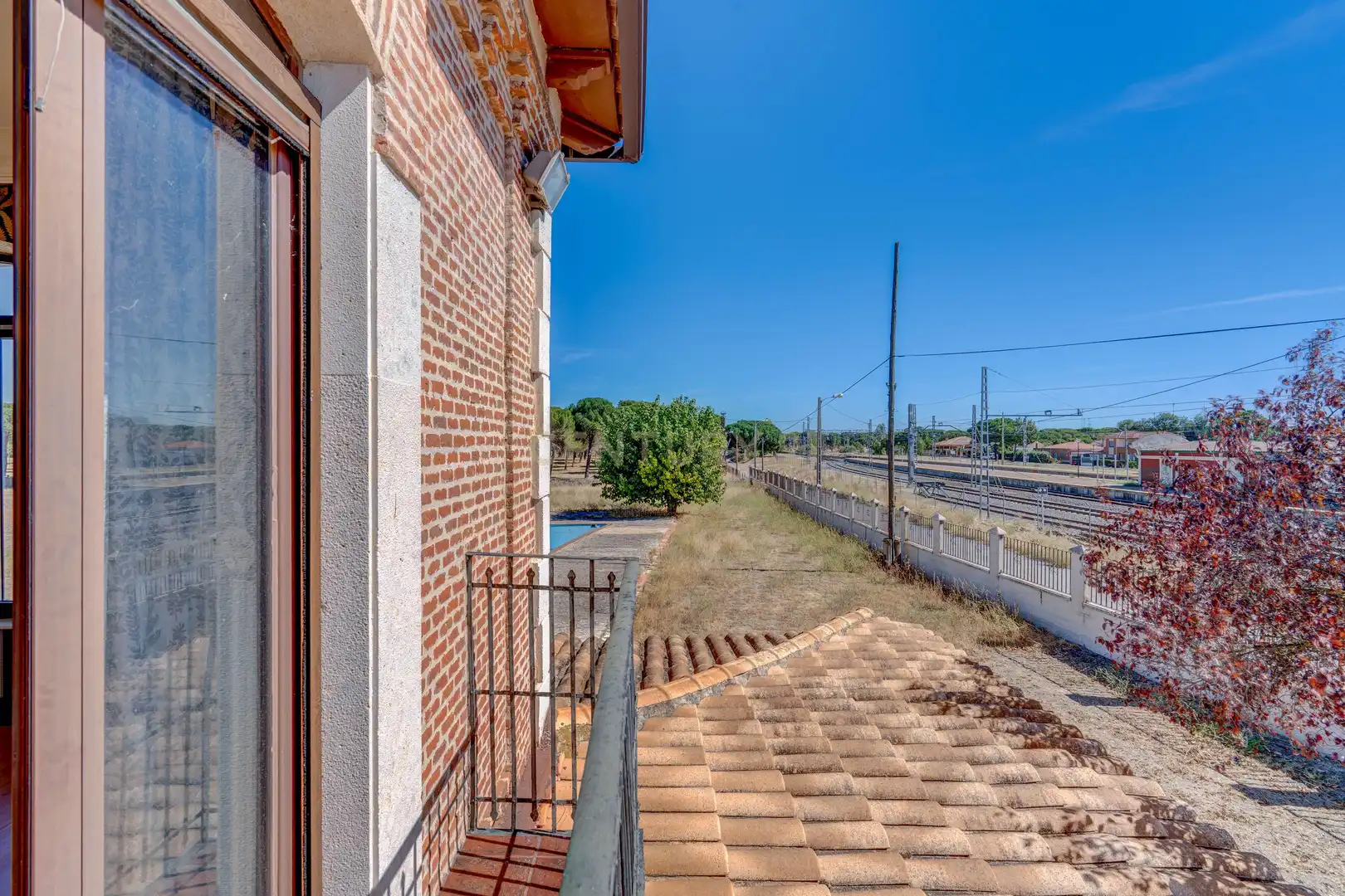 Vista exterior de Casa o chalet en venta en Valdestillas, Valladolid