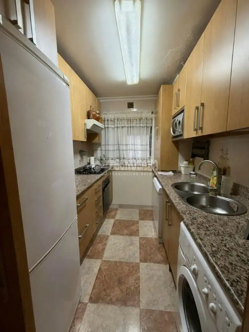 Cocina de Piso en venta en Montequinto con Balcón