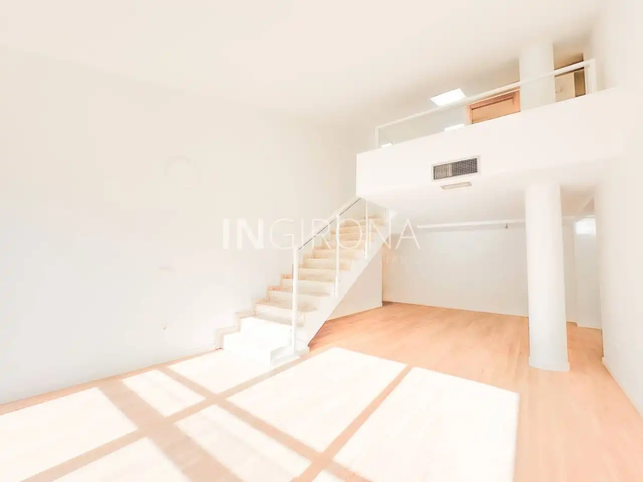 Piso en venta en Calle Joaquim Ruyra i Oms, Montilivi