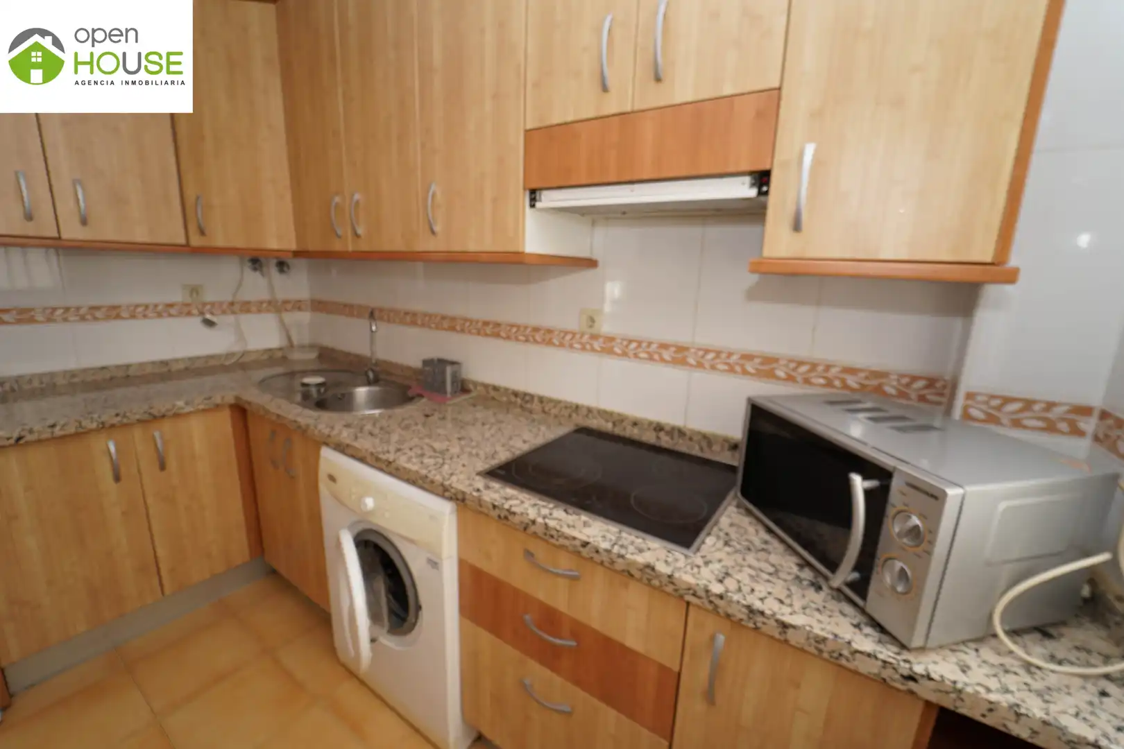 Cocina de Piso de alquiler en Güéjar Sierra con Aire acondicionado, Terraza y Amueblado