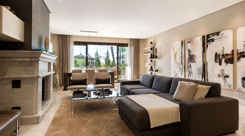 Foto 4 de Piso en venta en Los Monteros, Marbella