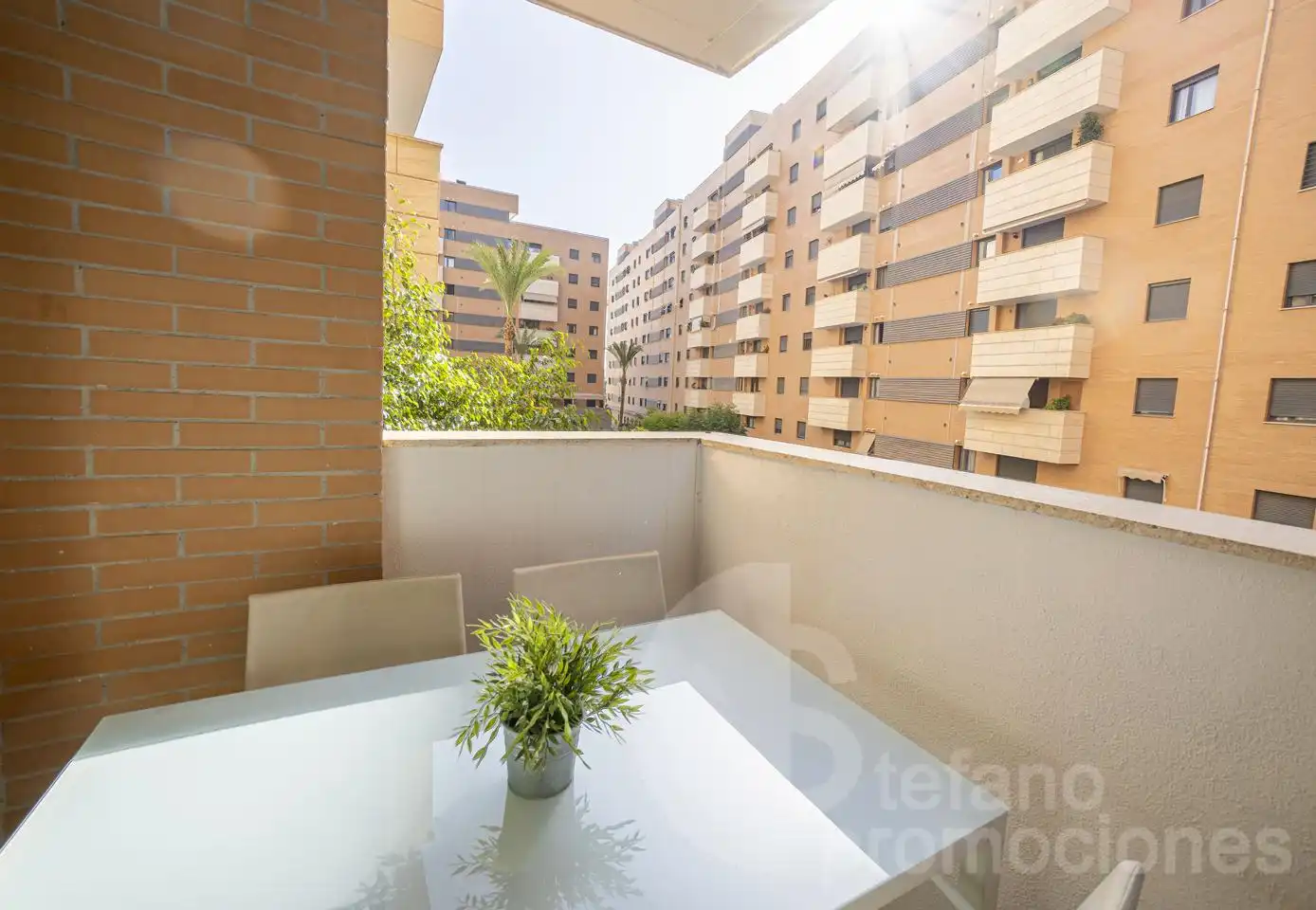 Appartamento con piscina in vendita a Calle Héroe de Sostoa, imagen 2