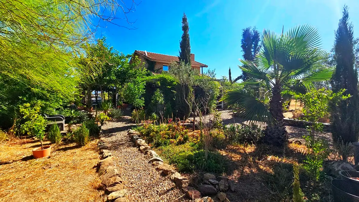 Garden of Houses for sale in El Madroño  with Air Conditioner and Private garden