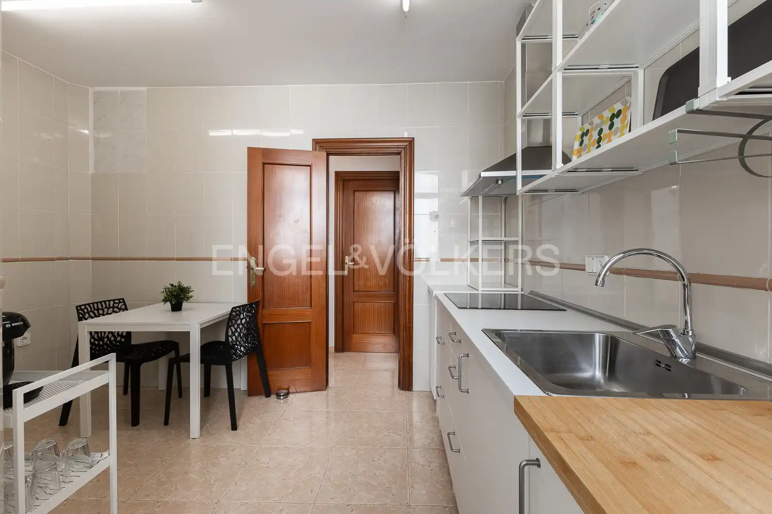 Kitchen of Flat for rent in Valencia  with Air Conditioner, Heating and Furnished