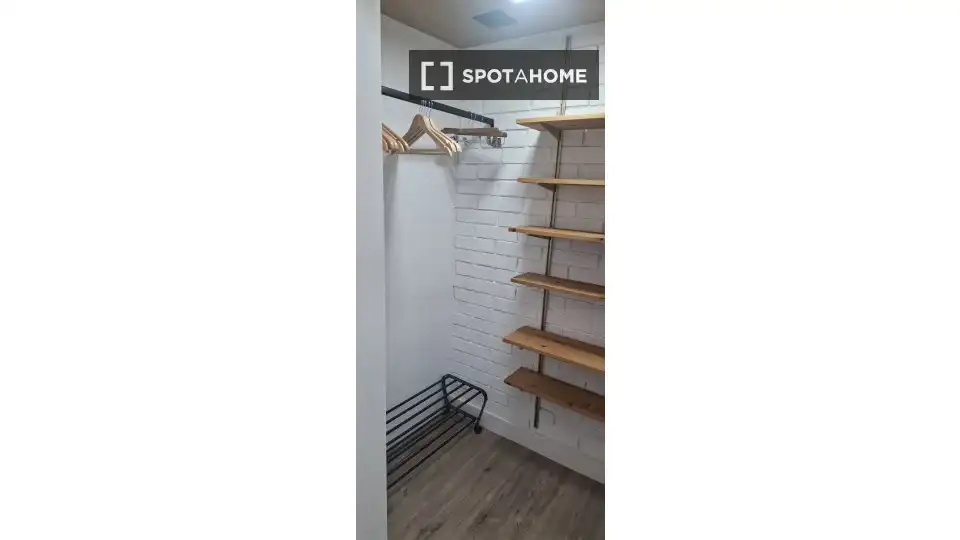Schlafzimmer von Wohnung zur Miete in Rubí mit Klimaanlage, Heizung und Möbliert