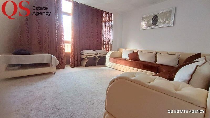 Sala d'estar de Casa adosada en venda en Blanes amb Calefacció, Jardí privat i Terrassa