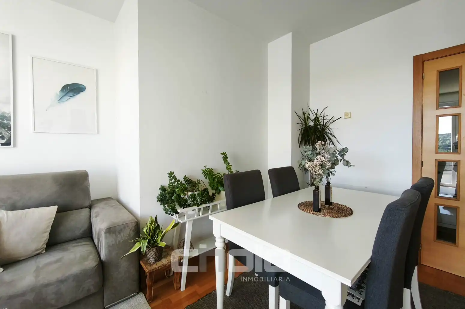 Comedor de Piso en venta en Lugo con Calefacción, Trastero y Amueblado