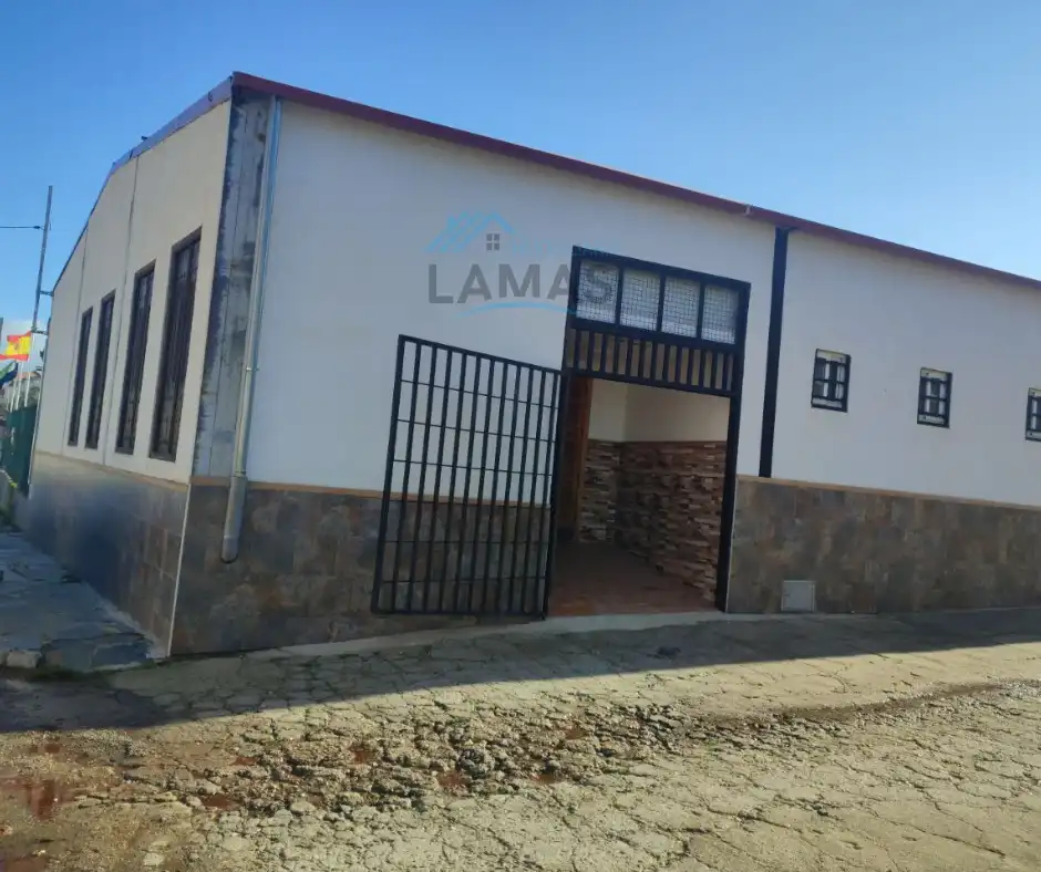 Exterior view of Commercial properties for sale in Valdelacasa de Tajo  with Heating and Furnished
