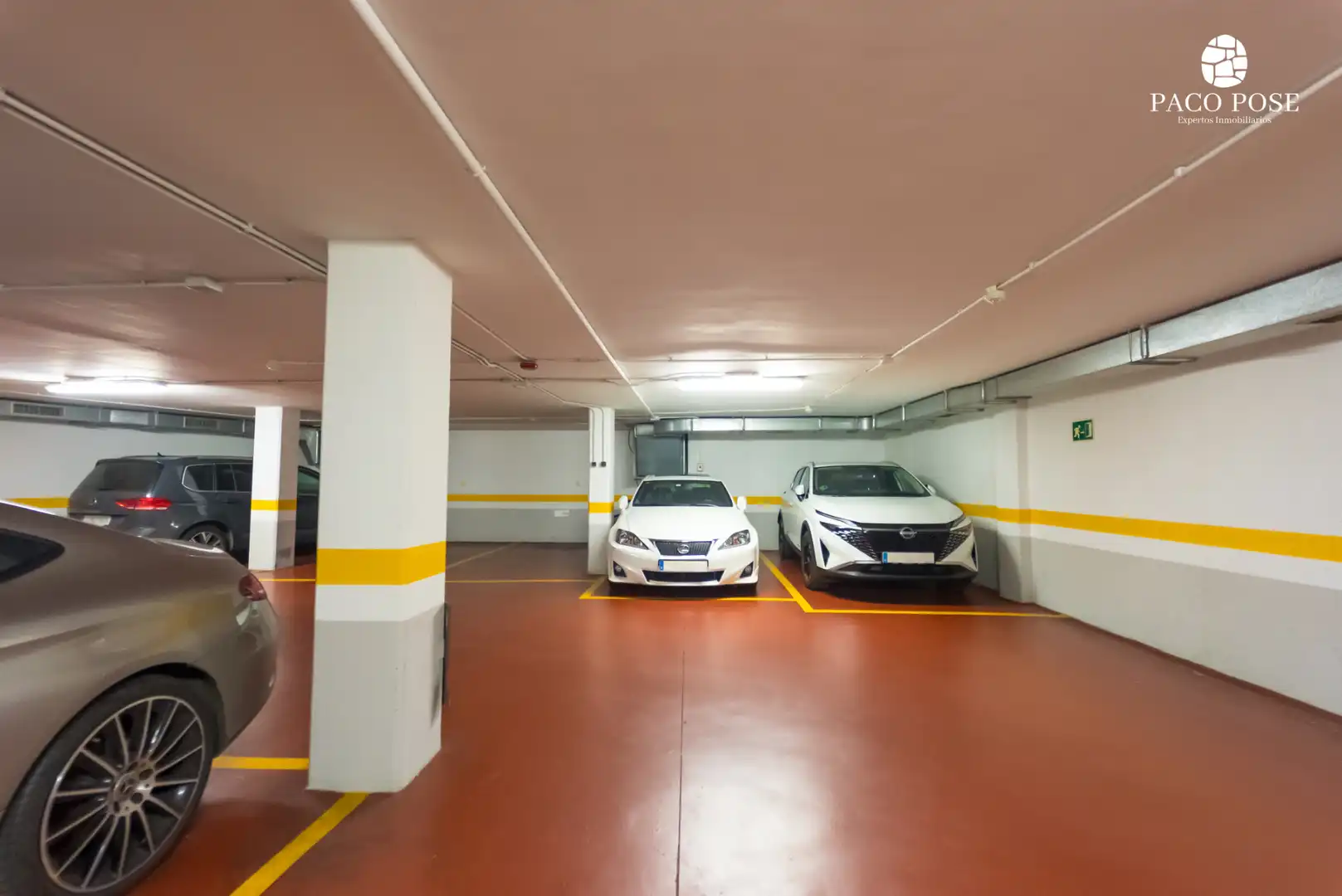 Parking de Piso en venta en A Coruña Capital  con Calefacción, Trastero y Amueblado