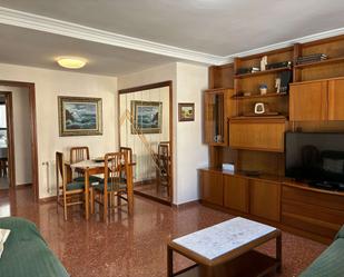 Menjador de Apartament per a compartir en  Valencia Capital amb Aire condicionat, Calefacció i Terrassa
