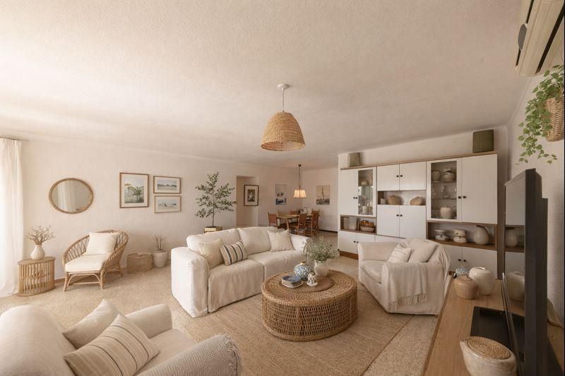 Sala d'estar de Planta baixa en venda en Roses amb Aire condicionat, Terrassa i Moblat