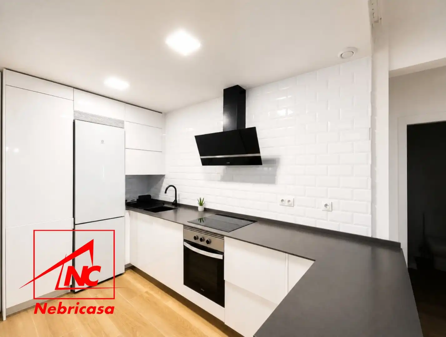 Cocina de Piso en venta en Chipiona con Aire acondicionado, Terraza y Trastero