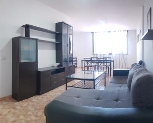 Living room of Flat to rent in San Cristóbal de la Laguna  with Furnished, Oven and Microwave